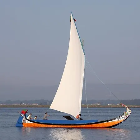 Meia Lua 3*