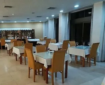 梅奥鲁奥酒店 3* 欧瓦