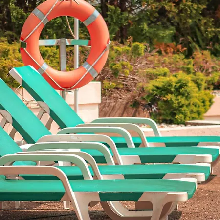 梅奥鲁奥酒店 3* 欧瓦