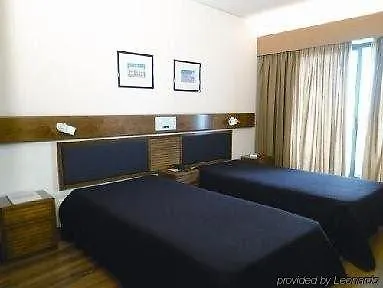 Hotel Meia Lua 3*