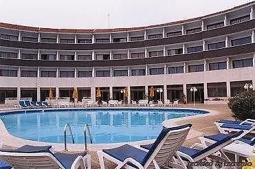 Meia Lua 3* Ovar