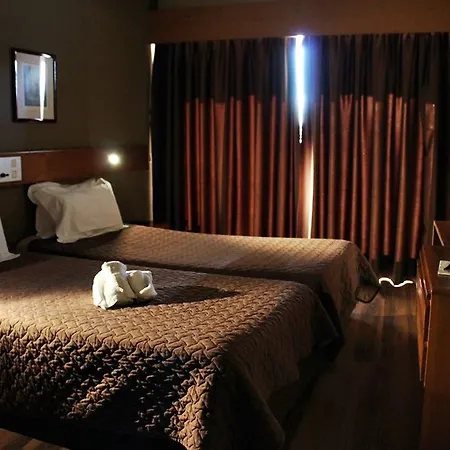 Hotel Meia Lua 3*