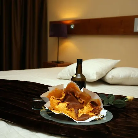 Meia Lua Hotel