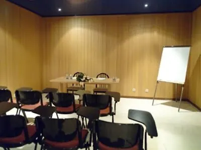 Meia Lua Hotel 3*